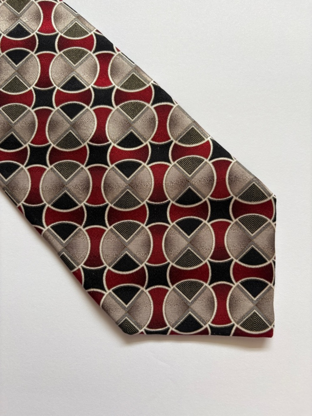 Gianfranco Ruffini Italy Silk Tie Red Black Silver Geometric Art Deco Vintage 4"